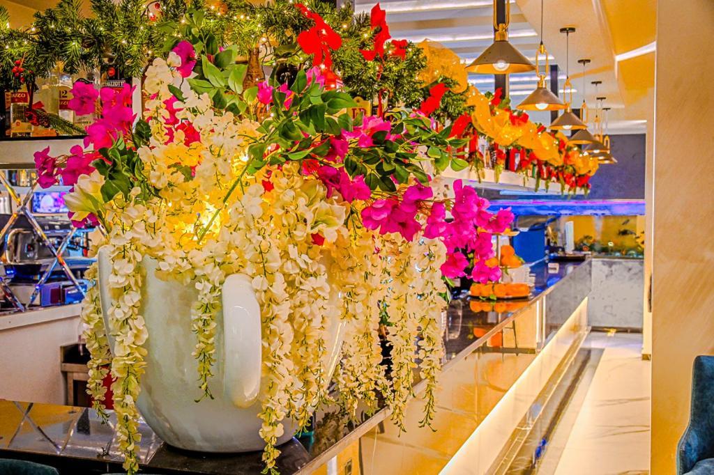Hotel Vivas ดูร์เรส ภายนอก รูปภาพ