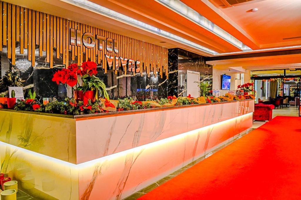 Hotel Vivas ดูร์เรส ภายนอก รูปภาพ