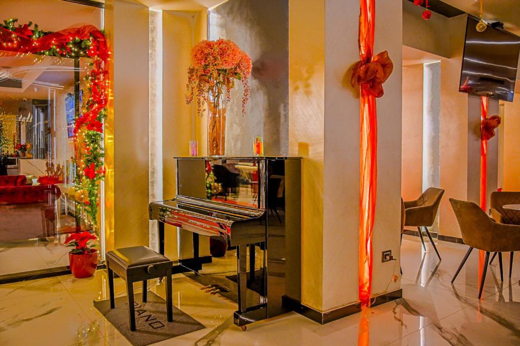 Hotel Vivas ดูร์เรส ภายนอก รูปภาพ