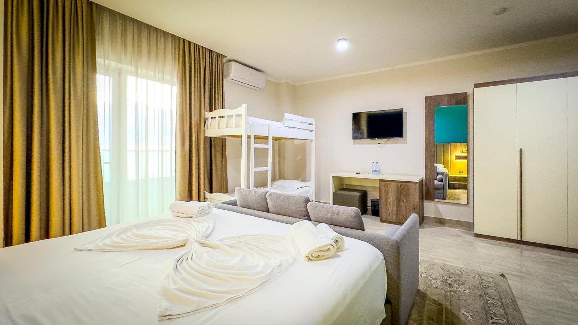 Hotel Vivas ดูร์เรส ภายนอก รูปภาพ