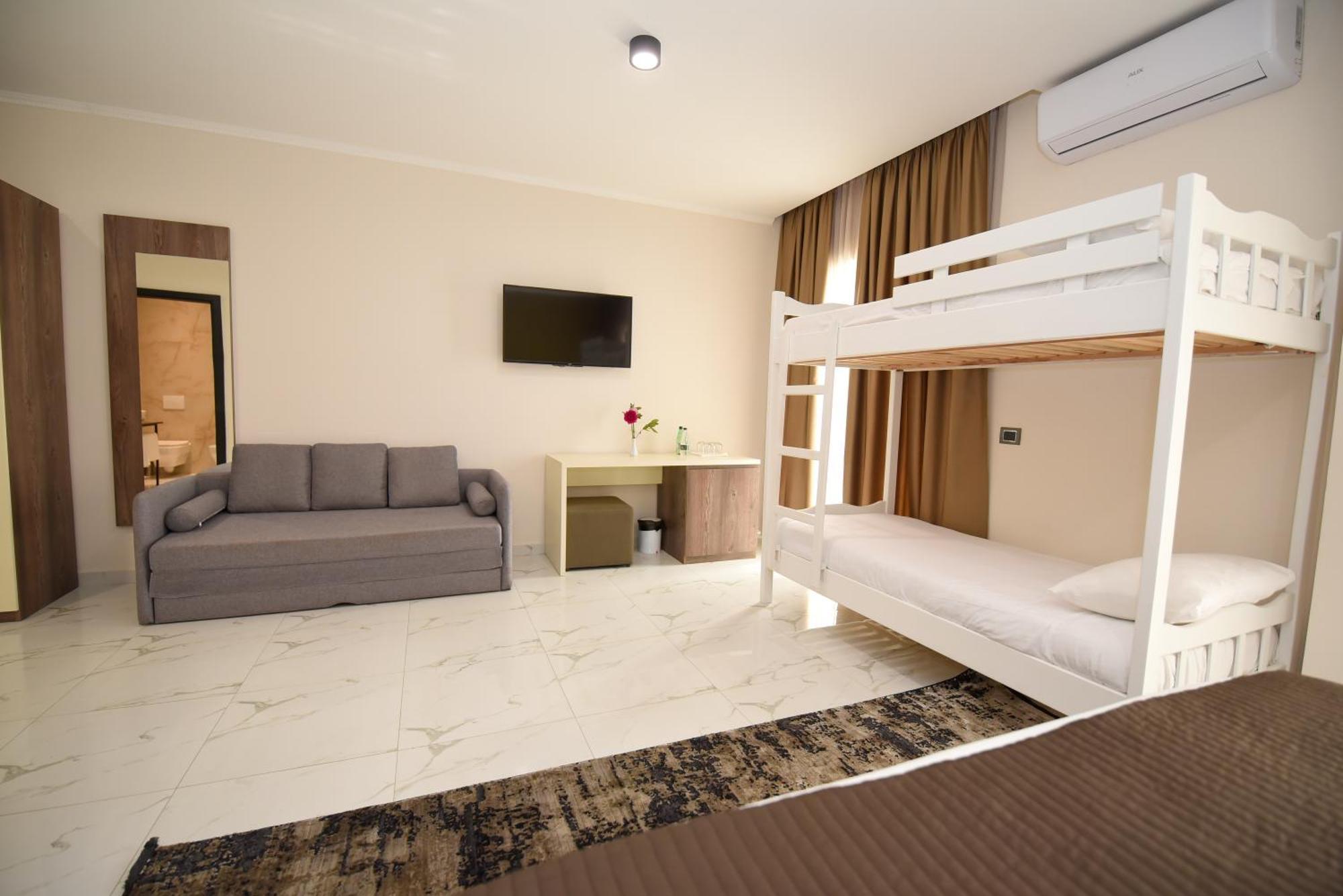 Hotel Vivas ดูร์เรส ภายนอก รูปภาพ